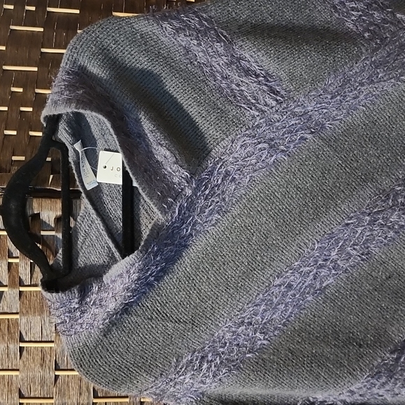 Jon and Anna gray Poncho. New with tags - Picture 2 of 9